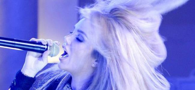 بالصور.. نيكول سابا في الجامعة اللبنانية 