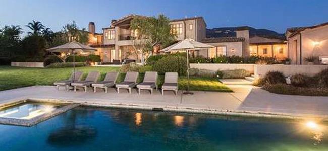 ليدي غاغا تشتري قصراً في ماليبو بـ24 مليون دولار