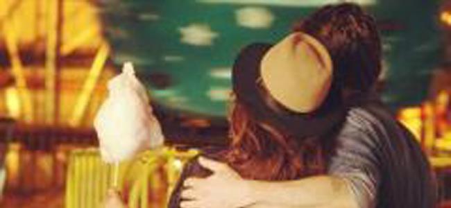 بالصورة-اليسا إلى جانب 