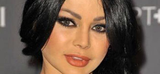 هيفا وهبي غاضبة والسبب اعتذار قناة الـCBC!