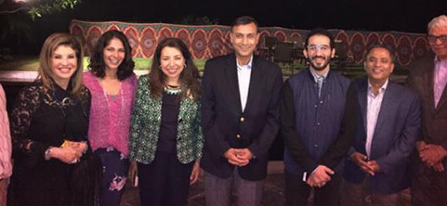 هكذا بدا أحمد حلمي في أول ظهور له بعد استئصال السرطان!