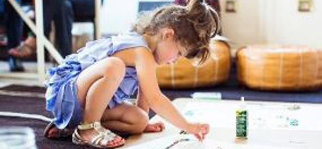 ميشال أوباما تلبس من تصاميم أصغر مصممة أزياء