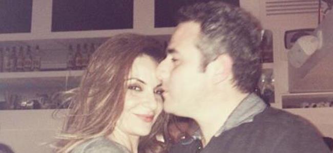 بالصورة.. هيلدا خليفة وقبلة رومانسية من زوجها في احد ملاهي بيروت