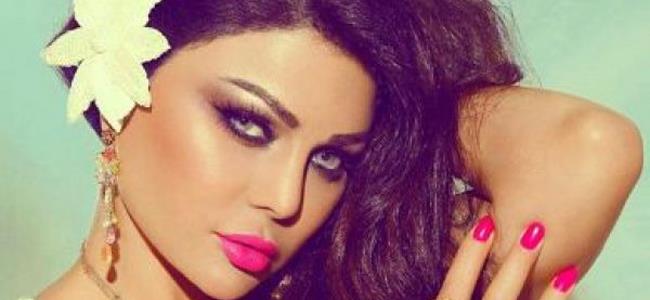 بالصور: هيفا وهبي بثياب بابا نويل