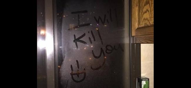 ممثّلة لبنانيّة تهدّد والدتها