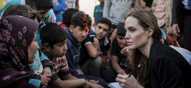 أنجلينا جولي غاضبة!