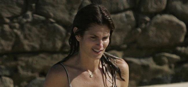 بالصور.. نجمات ساحرات شارفن على الـ50