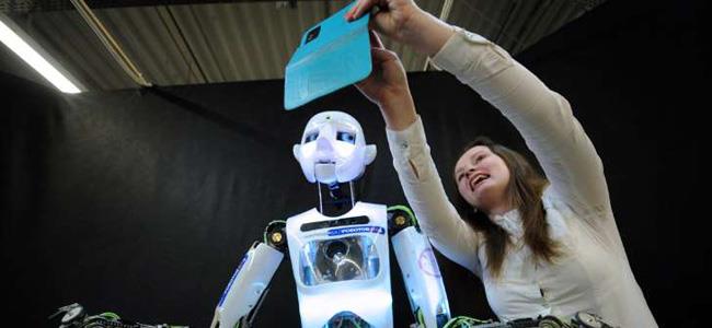  هل وظيفتك بينها؟: 8 وظائف تهددها الروبوتات في المستقبل القريب