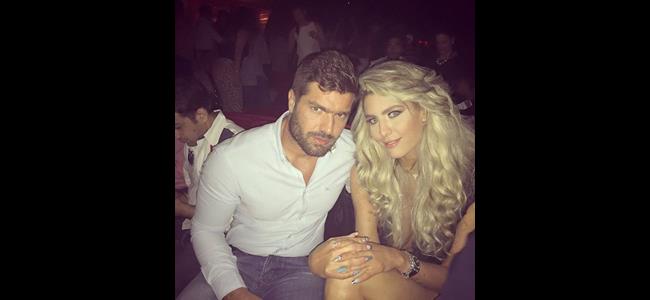 جويل حاتم تكشف المستور.. 