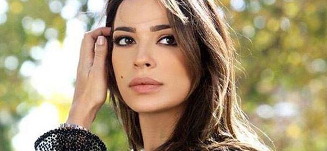 زينة تبكي بحرقة بعد الحكم بنسب توأمها لأحمد عز… وهذا ما قالته