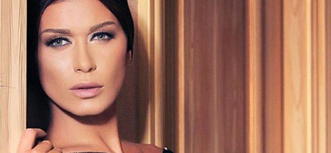 كيف علّقت نادين الراسي على خبر طلاقها؟