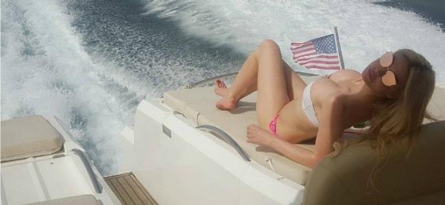 ميريام كلينك في صورة مثيرة