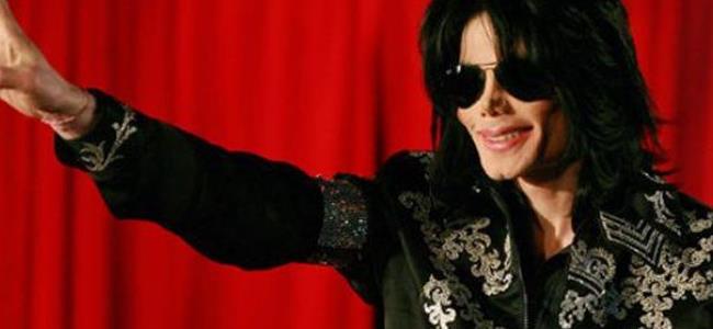  مايكل جاكسون على قيد الحياة؟!