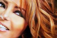 صورة لسميرة سعيد تباع بـ 12500 دولار!