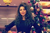 شاهدوا كم الهدايا تحت شجرة الكريسماس في منزل ميريام فارس