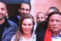 عادل إمام يفاجئ نيكول سابا وهذا رد فعلها!