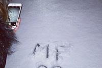 ميريام فارس تتمتع بثلوج لبنان.. بالصور 