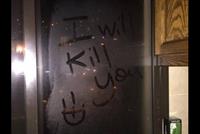 ممثّلة لبنانيّة تهدّد والدتها