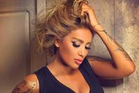 بالصورة : مايا دياب أو مش مايا دياب ! ؟