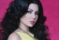 بالصور : هيفا بشعر قصير!