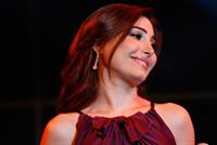 بالفيديو: لمن غنّت يارا 