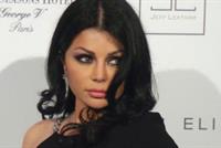 هيفا تتلقى الأجر الأعلى في التاريخ