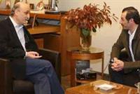 ماذا يفعل عادل كرم في معراب؟