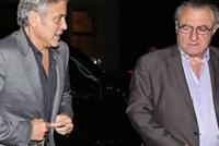 جورج كلوني ووالد زوجته يتعرضان لحادث سيارة