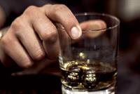 ممثّل لبناني غائب بسبب الإدمان!