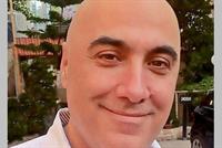 نعيم حلاوي يسخر من سياسيين واعلاميين