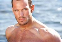  للعازبات فقط... عريس الأحلام بانتظاركنّ في السويد!‏