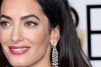  أمل كلوني تطلق مبادرتها لدعم الشابات اللبنانيات