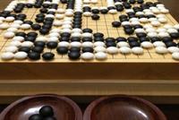 الكمبيوتر يتغلب على بطل لعبة Go الصينية القديمة