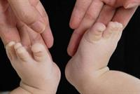  هذه هي الأسباب لبكاء مولودك خلال شهوره الأولى