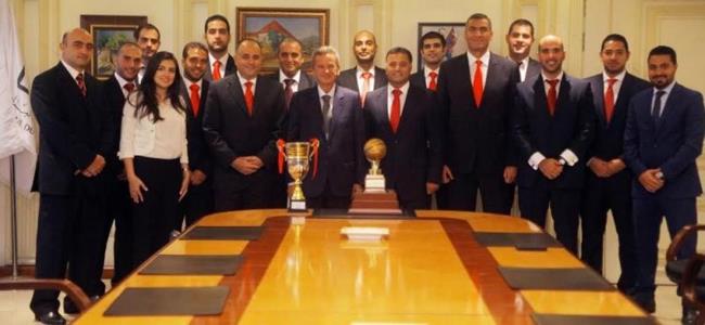 فريق مصرف لبنان لكرة السلة يكرم الحاكم سلامة