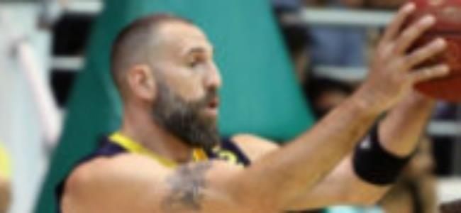  شاكر : الخطيب مستمرّ مع الرياضي