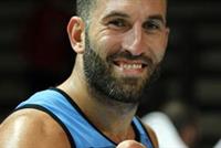 بالفيديو.. فادي الخطيب يفقد أعصابه على الهواء