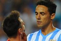 لاعب ملغة يعتدي بالضرب على ميسي