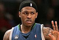 الاميركي ماكنتس اجنبي هومنتمن إلى جانب فرايزر