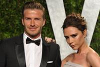 بالصور: ديفيد بيكهام يدعم زوجته في مسيرتها المهنية