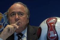 فضيحة كروية من العيار الثقيل: بلاتر يفضح الرؤساء الذين طلبوا إعطاء مونديال 2022 إلى قطر