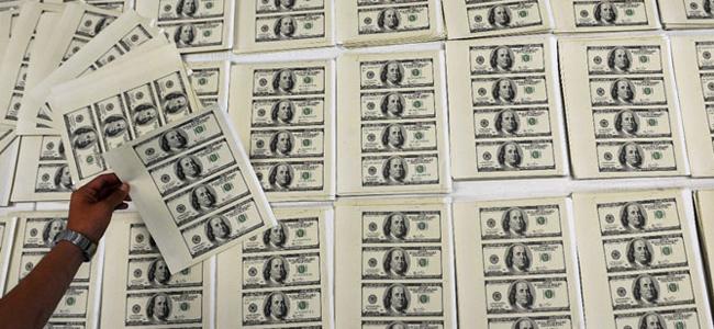 استبدال النقود الورقية بالبلاستيكية