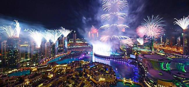 بالصور.. دبي تبهر العالم في استقبال العام الجديد