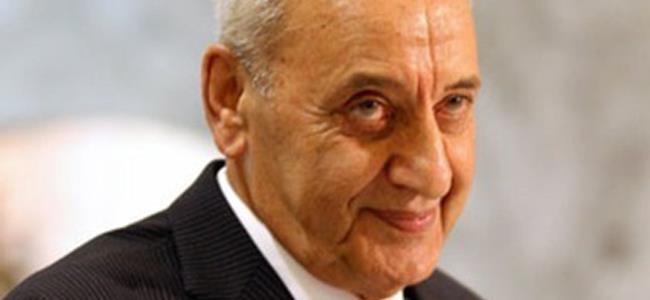 بالصور الرئيس بري يدخل عالم السيلفي