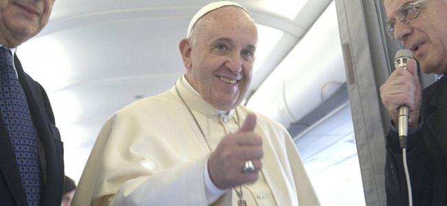 هل يتنحى البابا فرنسيس عن كرسي البابوية؟