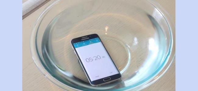 بالفيديو: ماذا يحدث لهاتف غالكسي S6 إيدج إن بقي 20 دقيقة تحت الماء؟