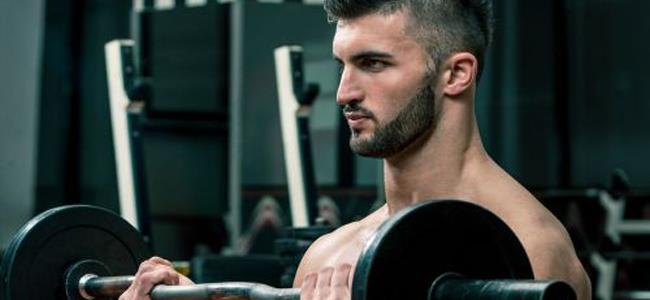 طريقة غير اعتيادية للحصول على عضلات!