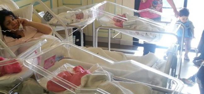  بالصور.. لحظات لا توصف عاشتها عائلة شبلي بانضمام 4 أطفال اليها