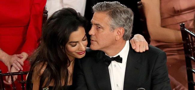 جورج كلوني يدلّل زوجته ولا يطلّقها!