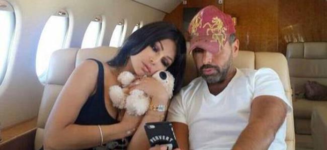 شاهد ماذا ترتدي هيفا وهبي في طائرتها الخاصة